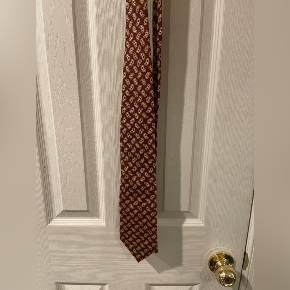 Lands’ End Paisley Tie